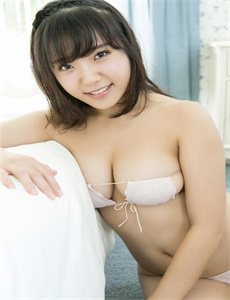 《5G天天奭5G运动视频免费-儿子的坤坤放入妈妈的坤坤里》