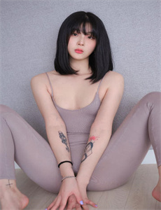 《交流一下男朋友的尺寸-舔我下面好多水好爽视频》