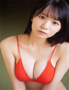 《小蜜被两老头吸奶头在线观看-波波四房》